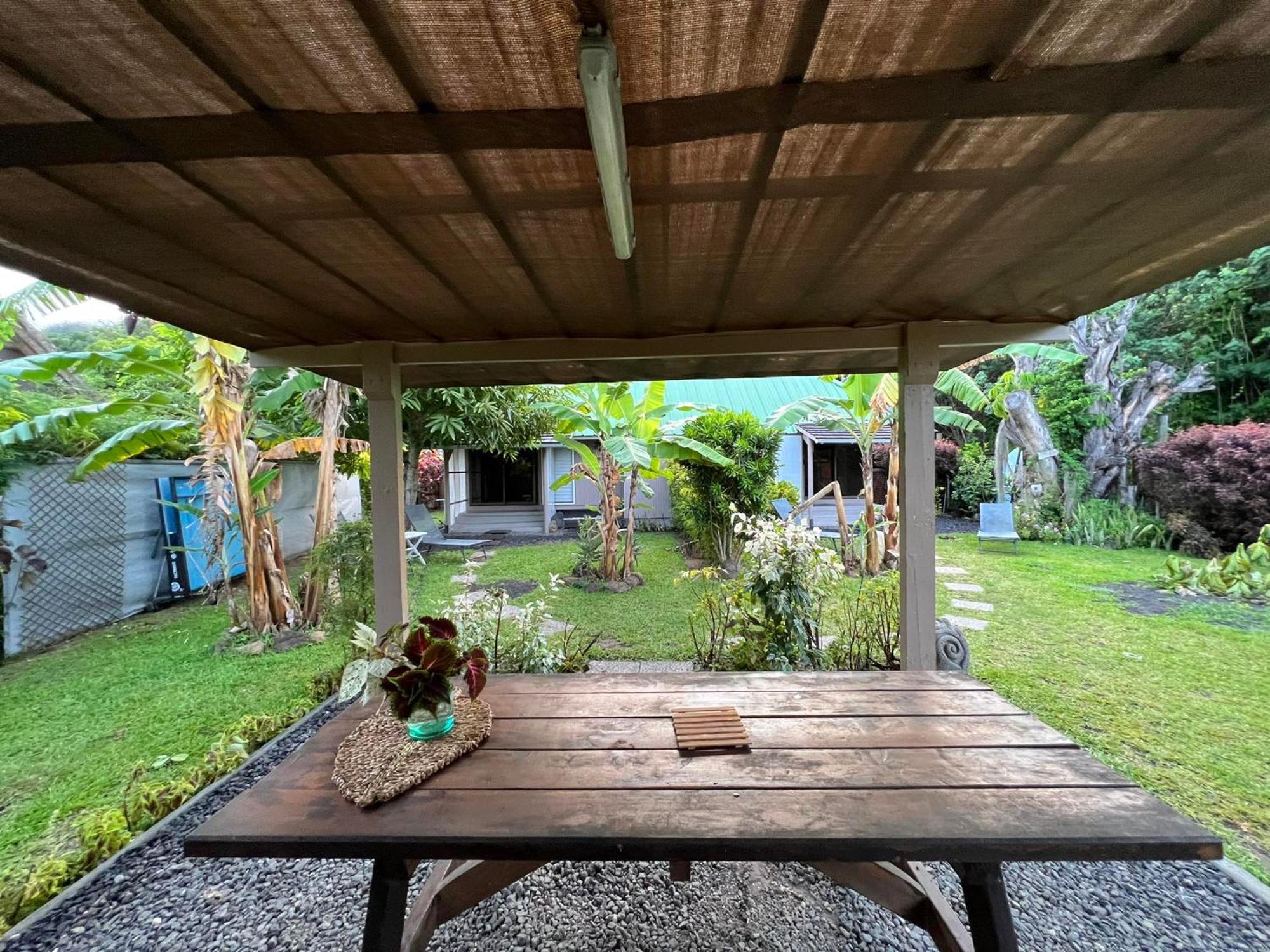 Vila Fare Miti Ora Hauru Exteriér fotografie